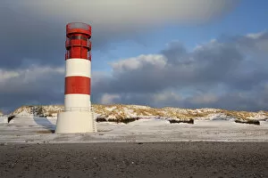 Images Dated 27th December 2010: Dunes with a lighthouse, Helgoland, Schleswig-Holstein, Germany, Europe