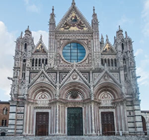 Images Dated 15th June 2015: Duomo di Siena (cathedral), Siena, Italy