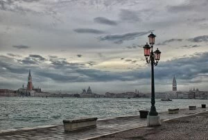 Images Dated 10th November 2014: Dusk in Venice