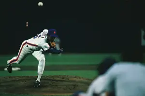 Dwight Gooden Pitching