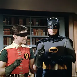 Batman Prints: Dynamic Duo Batman and Robin Planning Strategy