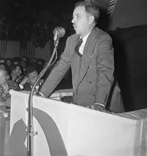 Rhetoric Prints: Earl Browder Speaking at Convention