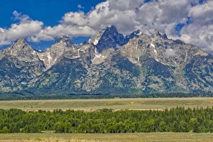 Images Dated 1st January 2000: Early Morning Clouds, Grand Teton Mountains, Grand Teton National Park, Wyoming, USA