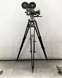 Collectibles Prints: Early Movie Camera on Tripod