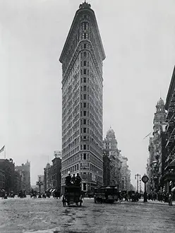 5th Avenue Prints: Early Street View of Flat Iron Building