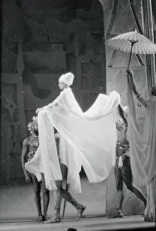 Eartha Kitt in Timbuktu