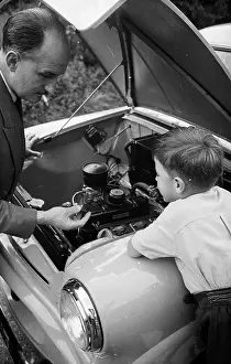 Saloon Car Prints: Its Easy Son