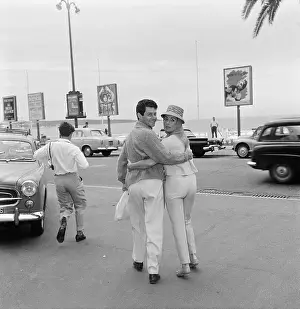 Eddie Fisher and Elizabeth Taylor in Back View