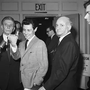 Eddie Fisher near Reporters
