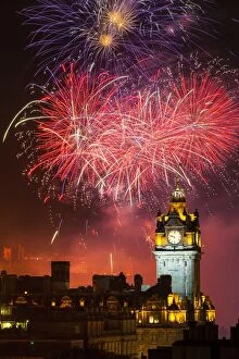 Images Dated 31st August 2014: Edinburgh Fireworks