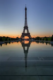 Eiffel reflection