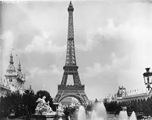 Displays Europe Prints: Eiffel Tower