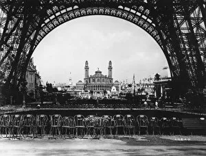 London Stereoscopic Company (LSC) Collection: Eiffel Tower View