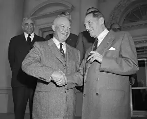Knowland Prints: Eisenhower and MacArthur Shaking Hands