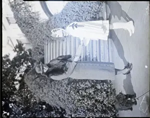 Eleanor Roosevelt Buys Seals From Girl