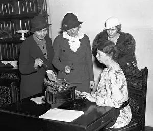 Typing Prints: Eleanor Roosevelt with Journalists