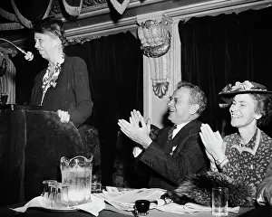 Eleanor Roosevelt, Sidney Hillman And Dorothy Bellanca At Union Convention