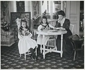 Bulgaria Prints: Eleanora of Reuss and Stepdaughters at Their Royal Home