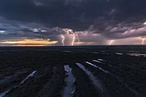 Lightning Storms Gallery: Electric storm near Ja Junta, Colorado. USA