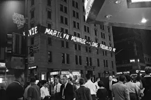 Electronic Prints: Electronic Message Board Announces Marilyn Monroe's Death