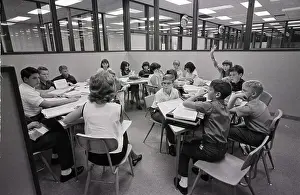 Elementary Students Learn Grammar in a Group