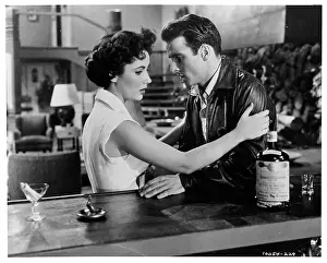 Lac0045 Prints: Elizabeth Taylor And Montgomery Clift In A Place In The Sun