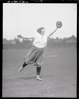 Elizabeth Thiede Playing Baseball