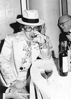 Elton Out On The Town