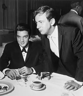 Dining Table Prints: Elvis Presley