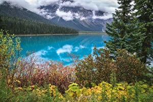 Images Dated 23rd September 2016: Emerald Lake, Yoho National Park, British Columbia, Canada