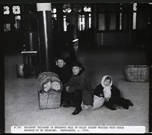 Emigrant Prints: Emigrant Children Wait In Ellis Island