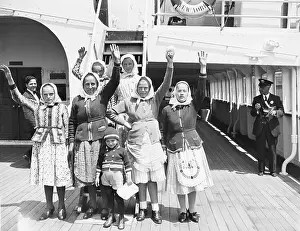 Emigrant Prints: Emigrants Arriving to America