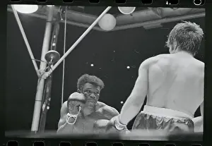 Emile Griffith Boxing Against Nino Benvenuti
