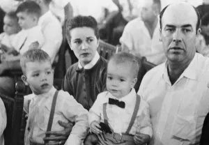 Milam Prints: Emmett Till Murder Defendant in Court With Family
