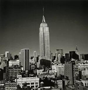 Images Dated 10th June 2004: Empire State Building, New York City