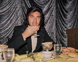 Huty35664 Prints: Engelbert Humperdinck, British Singer