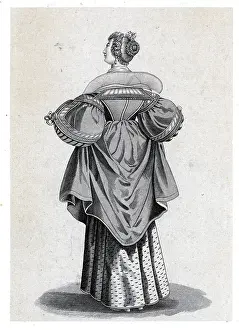 Outfit Prints: Engraving, Woman From Behind Wears Outfit