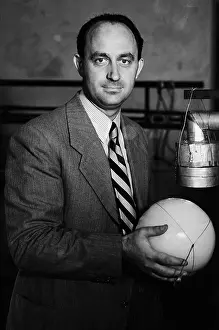 Radioactivity Prints: Enrico Fermi