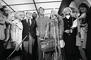 Entertainers Participating in Independence Day Ceremonies
