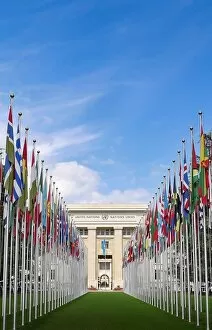 Images Dated 3rd June 2014: Entrance to the United Nations Building in Geneva