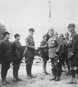Dress Uniform Prints: Erich Ludendorff Greeting Troops