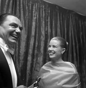 94174688eb Prints: Ernest Borgnine And Grace Kelly
