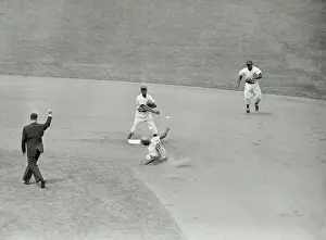 Shortstop Prints: Ernie Banks Starting Double Play at Second