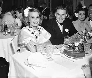 Erroll Flynn Smiling with Wife and Peggy Fears