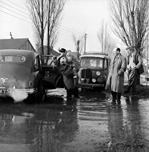Flood Prints: Escaping From Floods