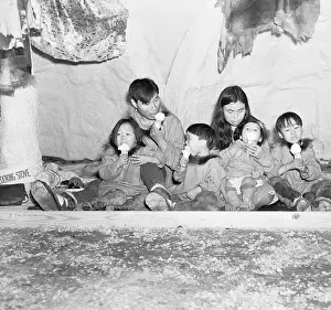 Ice Cream Prints: Eskimo Family Eating Ice Cream Cones