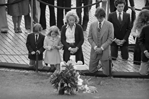 Ethel Kennedy With Her Children at Robert Kennedy Gravesite