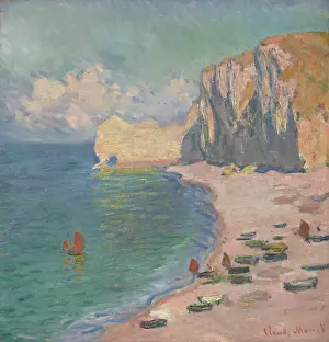 Étretat: The Beach And The Falaise Damont