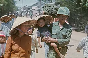 Huty27248 Prints: Evacuating Thang Binh, Vietnam War