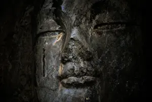 Giant Buddha Prints: The ever-shifting sight of a God